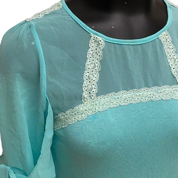 Society Girl Turquoise Chiffon Lace Top Size Medium - Picture 4 of 4